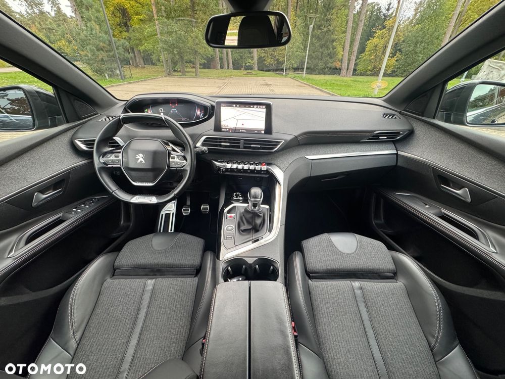 Peugeot 5008 2.0 HDi Premium + - 9