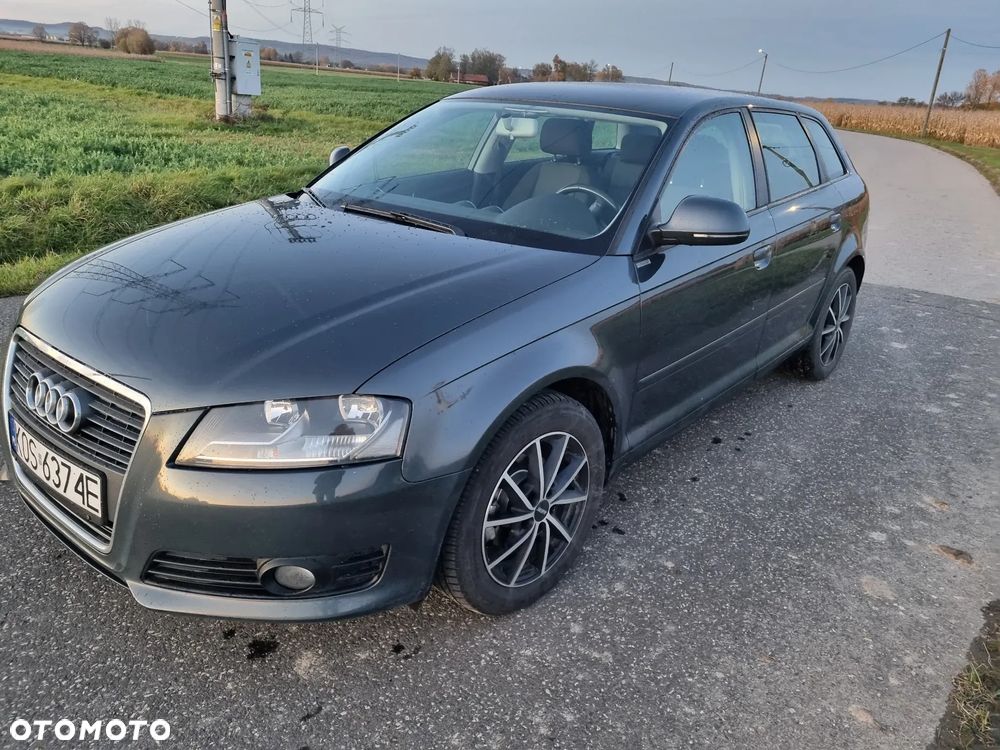 Audi A3 Sportback 1.6 Attraction - 3