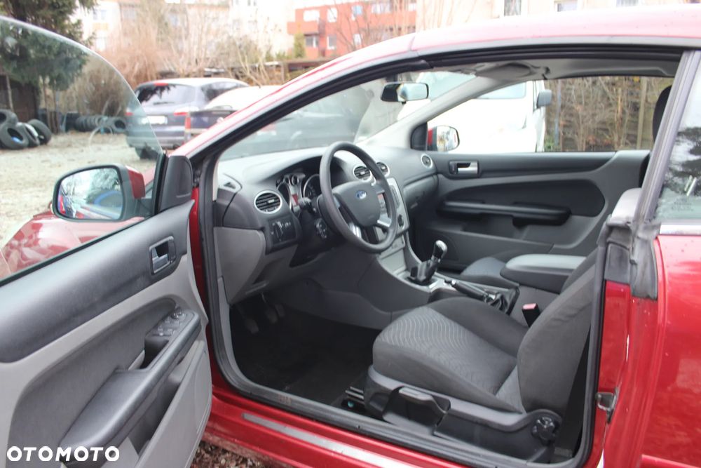 Ford Focus CC 1.6 Sport - 14