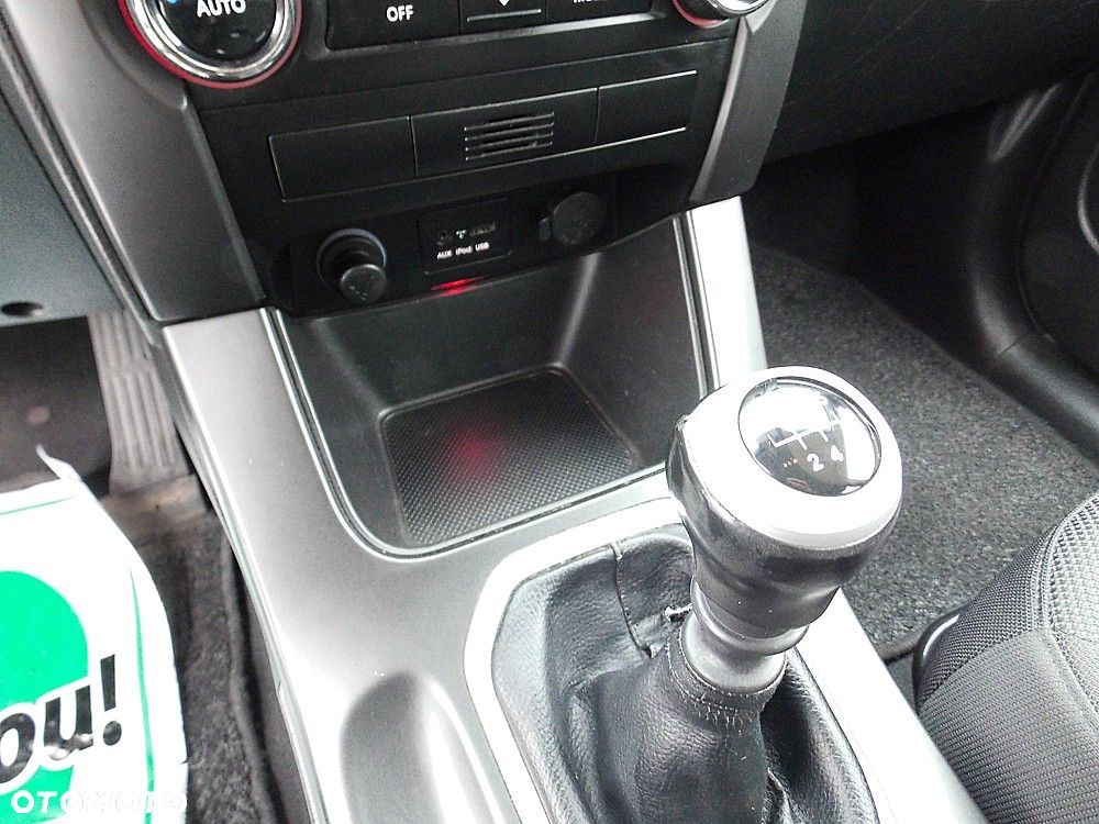 Kia Sorento 2.0 CRDI L - 12