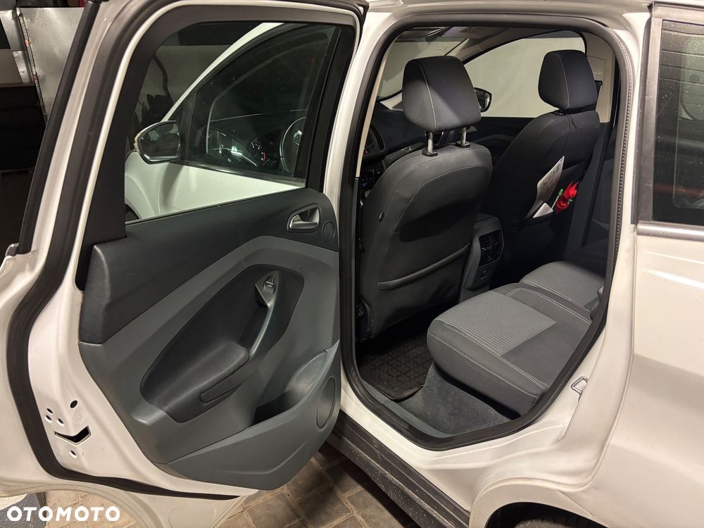 Ford C-MAX 2.0 TDCi Titanium MPS6 - 26
