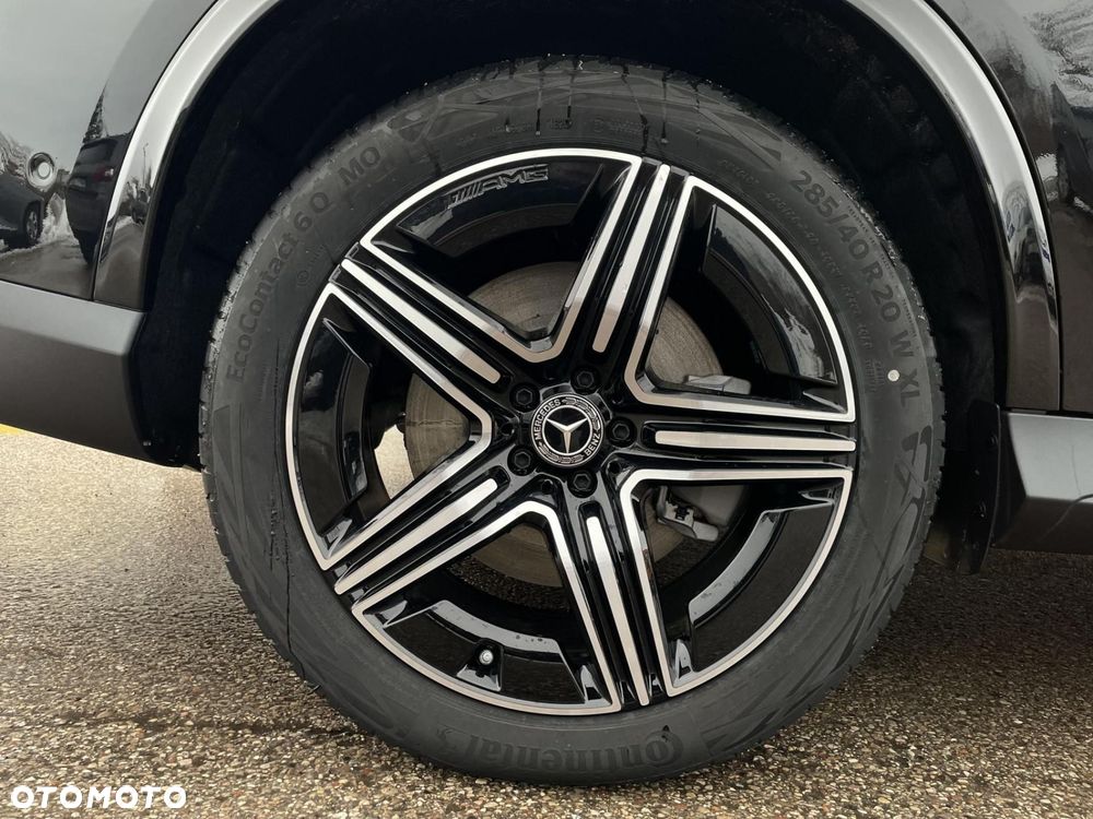 Mercedes-Benz GLC - 27