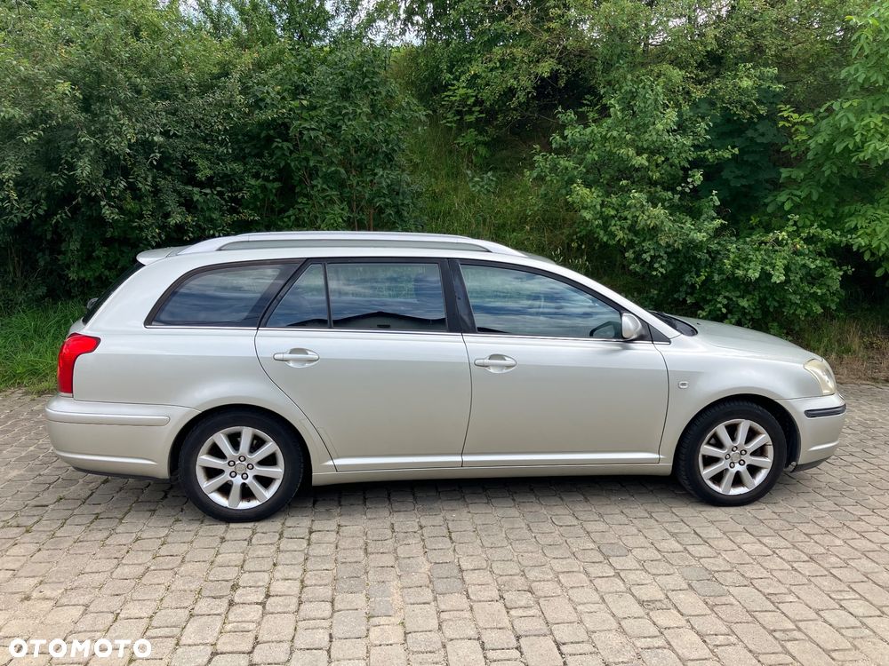 Toyota Avensis 2.0 D-4D Combi - 7