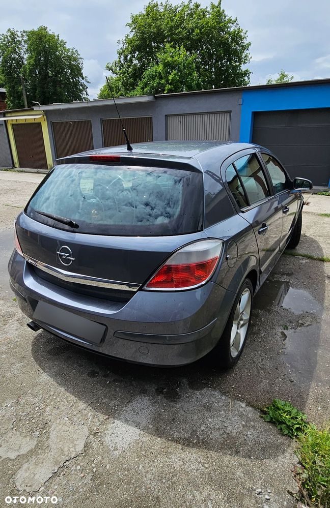 Opel Astra 2.0 Turbo Edition - 5