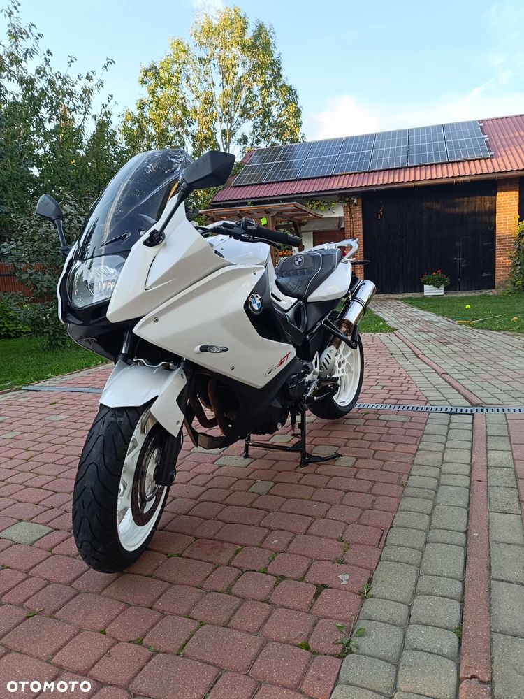 BMW F