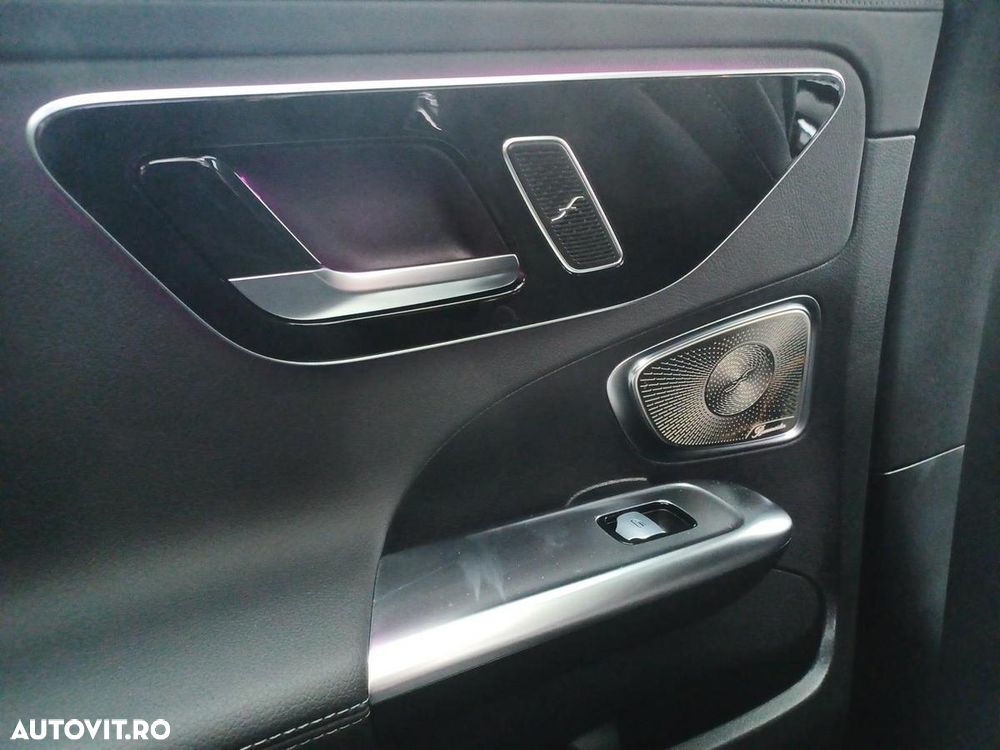 Mercedes-Benz C 400 e 4Matic 9G-TRONIC AMG Line - 18