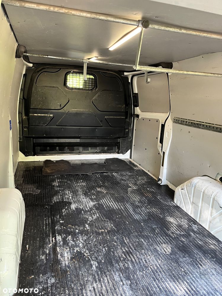 Ford Transit custom - 17