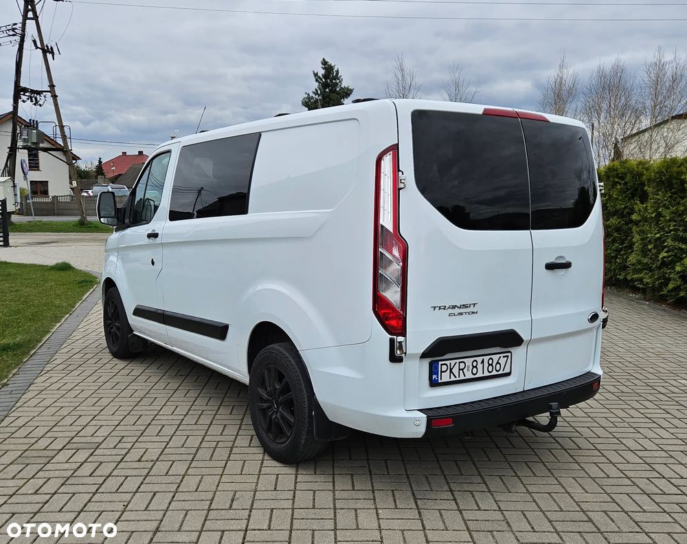 Ford Transit Custom - 11