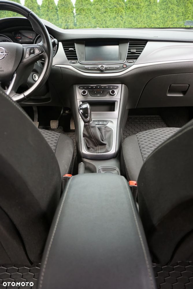 Opel Astra 1.4 T Elite S&S - 14