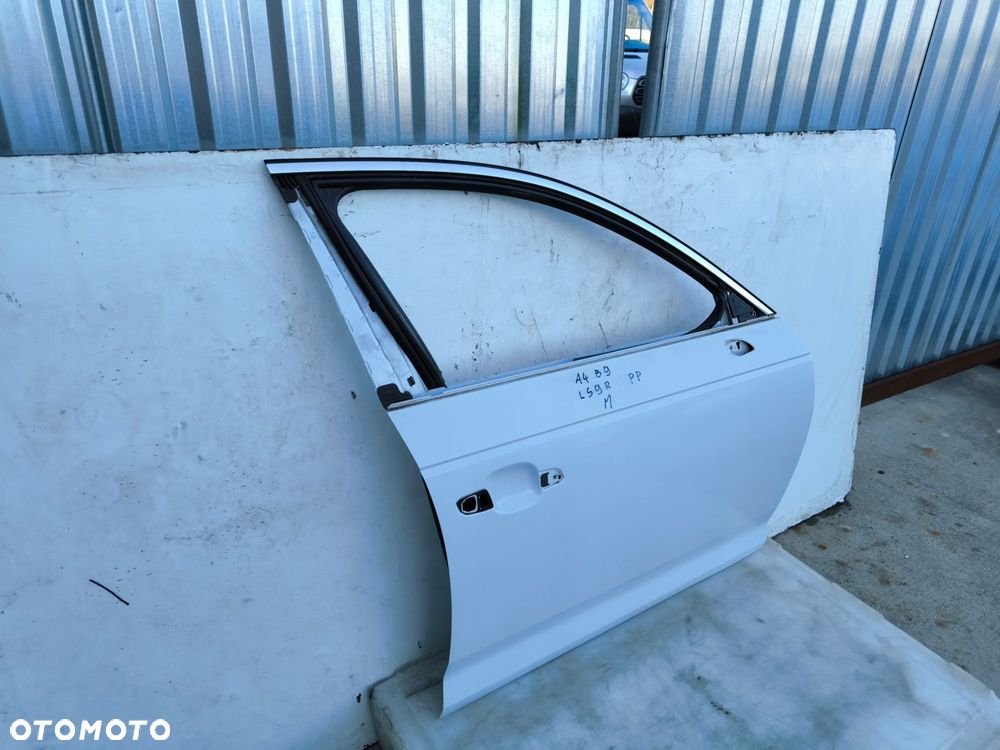 DRZWI PRAWY PRZÓD AUDI A4 B9 LS9R SEDAN/ AVANT / KOMBI - 5