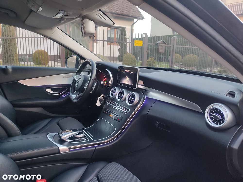 Mercedes-Benz Klasa C - 19