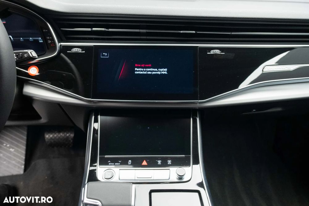 Audi Q8 55 TFSI quattro Tiptronic MHEV - 16