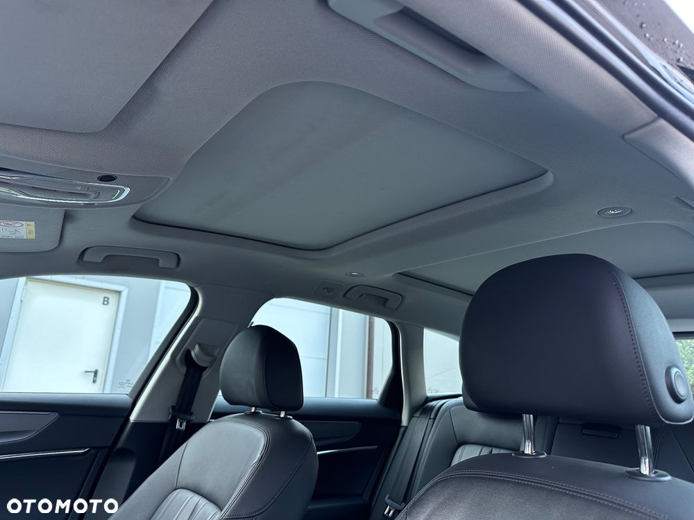 Audi A6 Allroad - 11