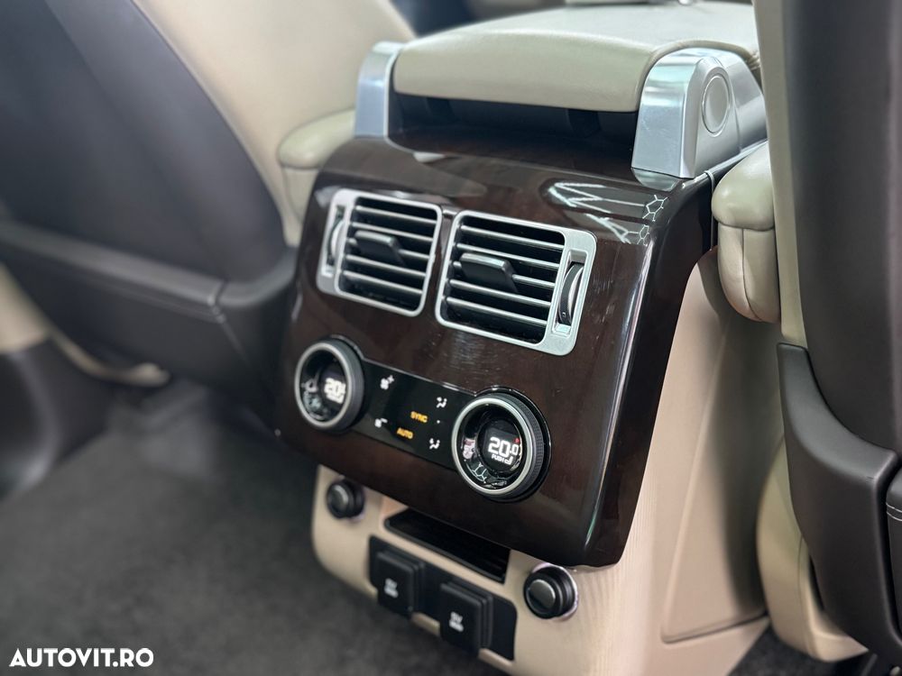Land Rover Range Rover 2.0 l4 PHEV Vogue - 16