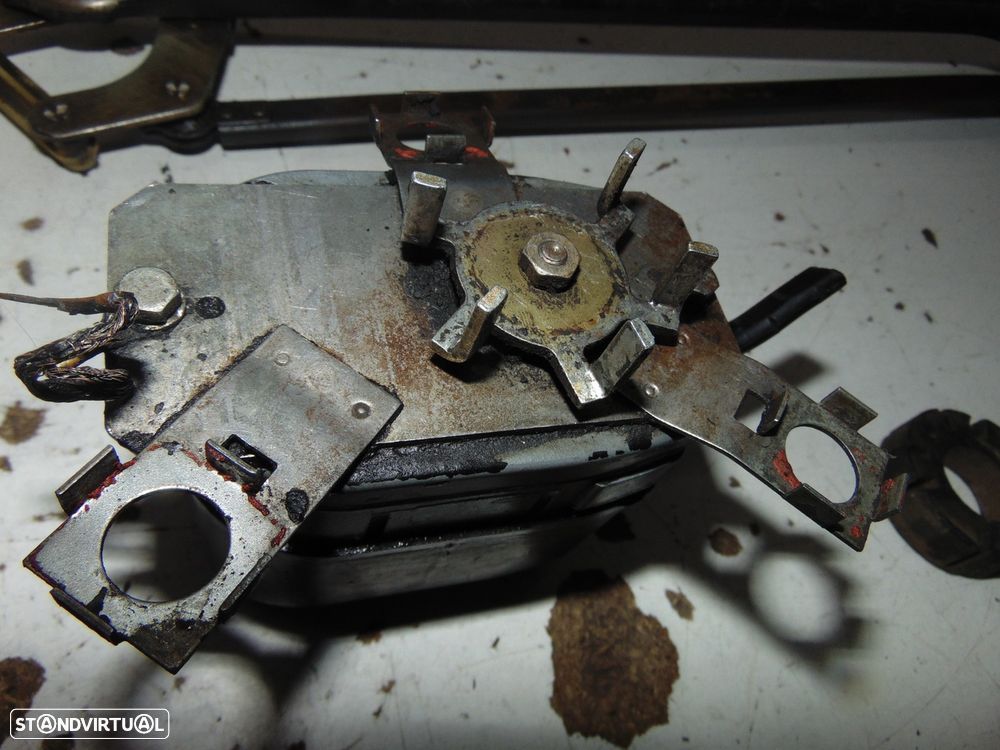 Peugeot 404 ventoinhas/Vários - 9