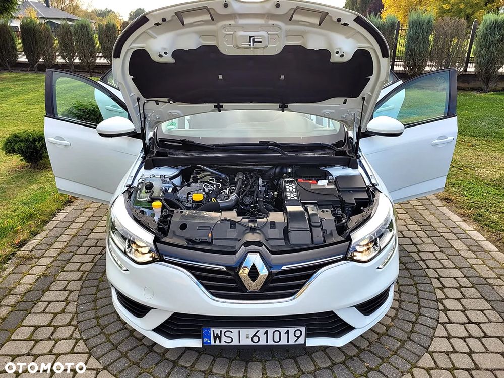 Renault Megane TCe 115 GPF LIFE - 26