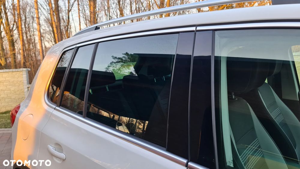 Volkswagen Tiguan 2.0 TDI Perfectline R-Style - 15