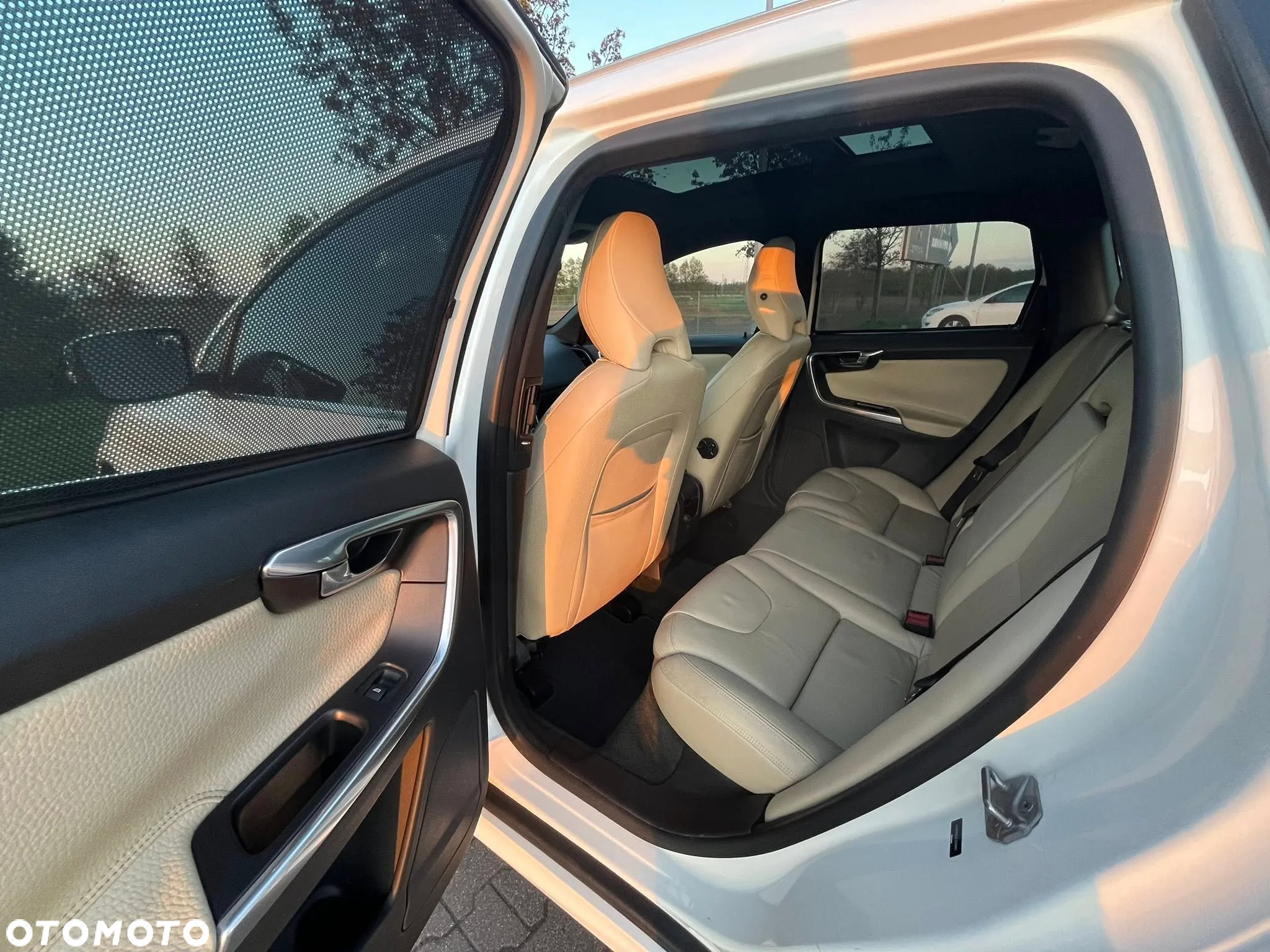 Volvo XC 60 T5 Momentum - 6