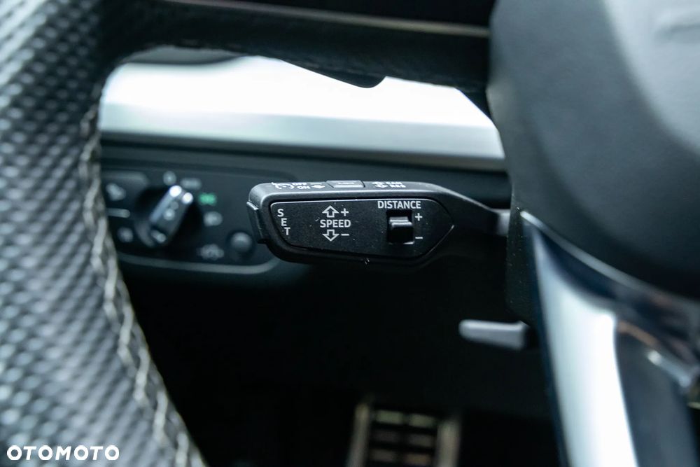 Audi Q5 Sportback - 11