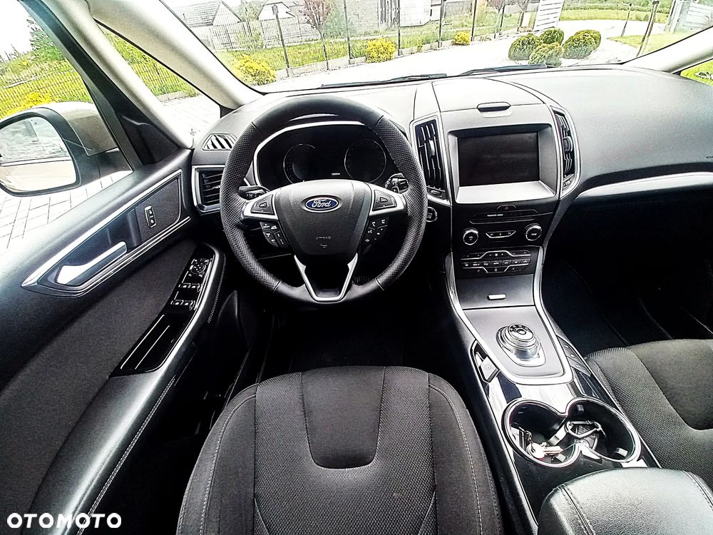 Ford S-Max 2.0 EcoBlue Titanium - 11