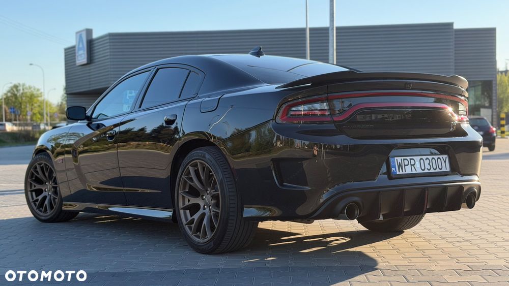 Dodge Charger 6.4 Scat Pack - 4