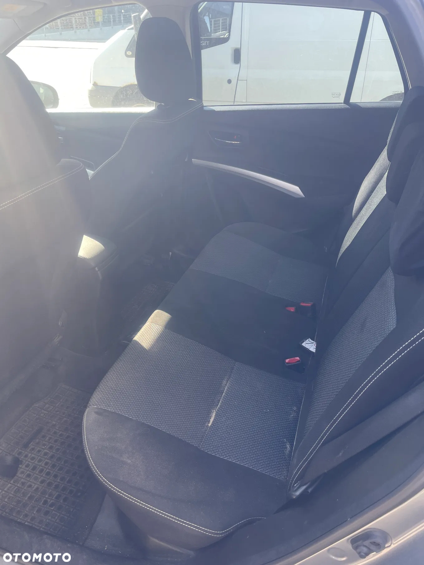 Suzuki SX4 1.6 Premium - 16