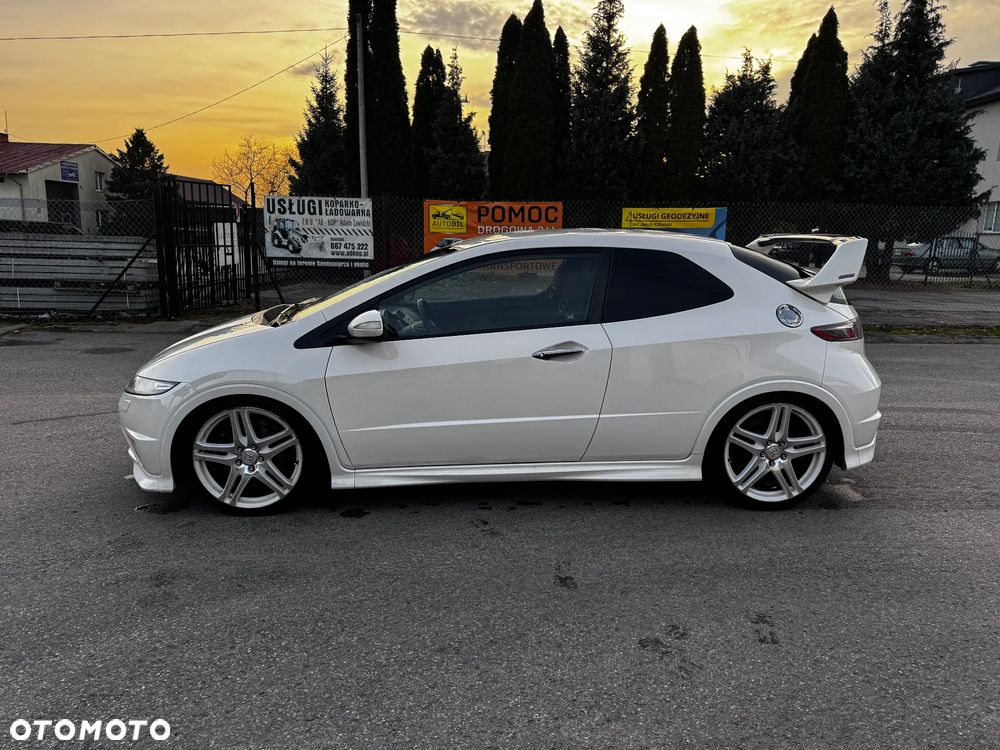 Honda Civic 2.0 i-VTEC Type R Championship White Edition - 4