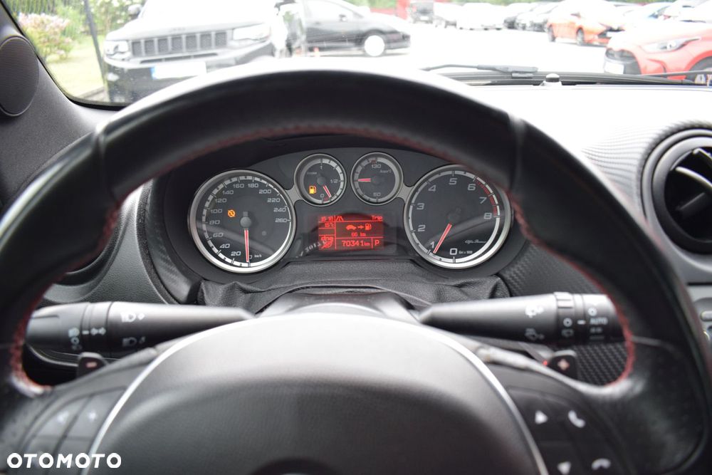Alfa Romeo Mito 1.4 TB MultiAir Veloce S TCT - 8