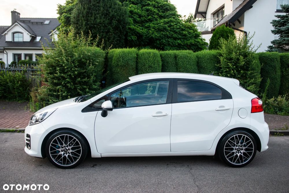 Kia Rio 1.2 Attract - 11