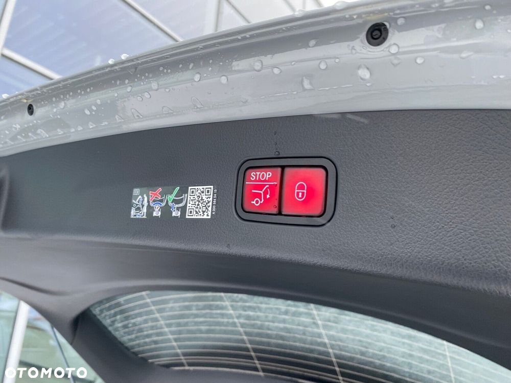 Mercedes-Benz GLC - 22