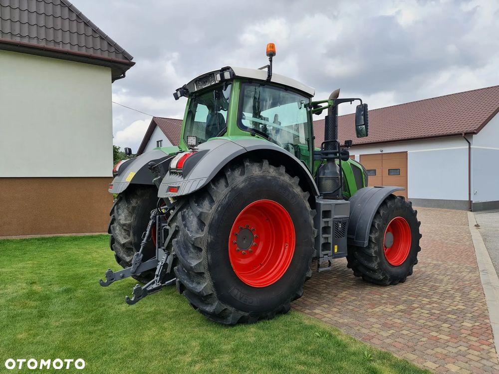 Fendt 828 Vario - 10