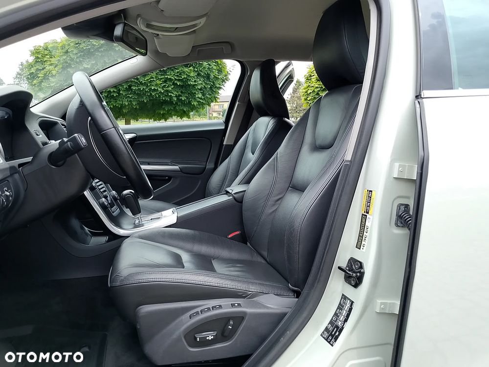Volvo V60 - 29