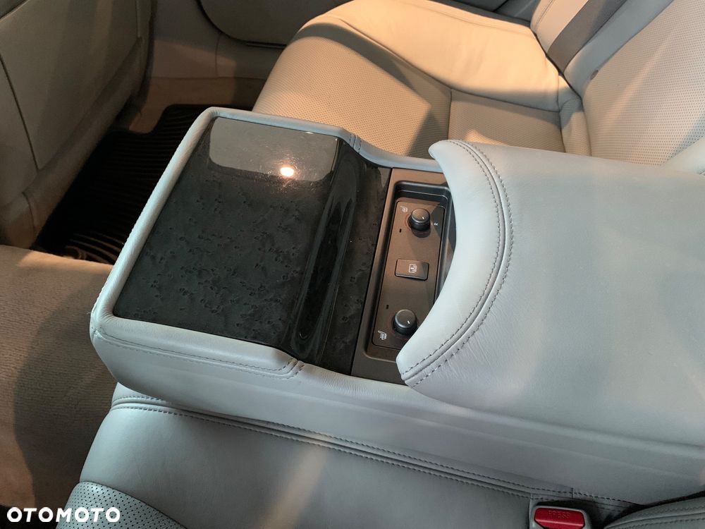 Lexus LS 460 Superior - 27