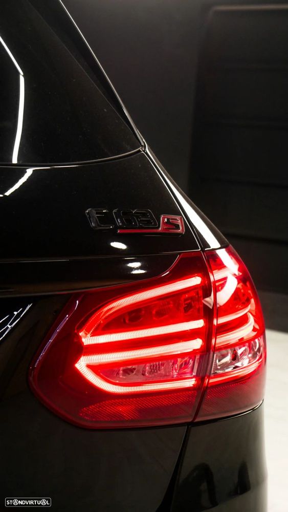 Mercedes-Benz C 63 AMG S - 10