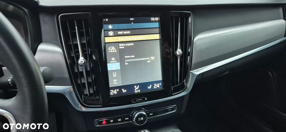 Volvo S90 D4 AWD Geartronic Momentum - 26