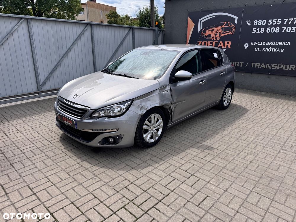Peugeot 308 - 1
