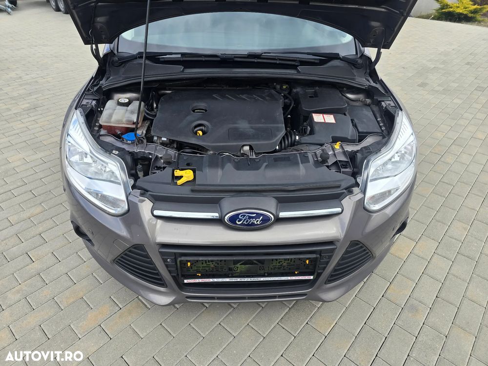 Ford Focus 1.6 TDCi DPF Start-Stopp-System SYNC Edition - 5