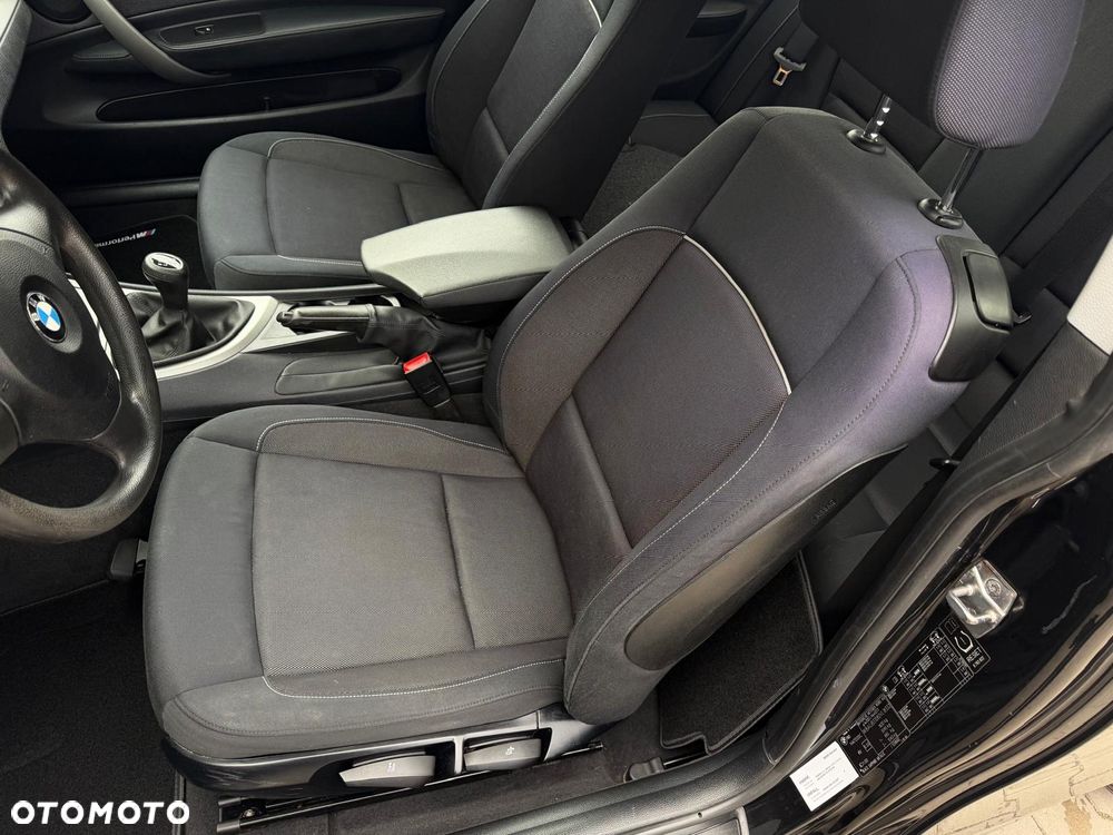 BMW Seria 1 118d - 17