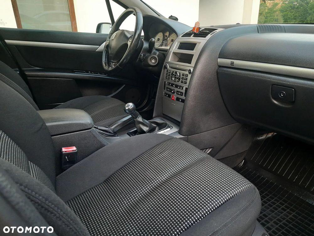 Peugeot 407 HDi 110 JBL - 22
