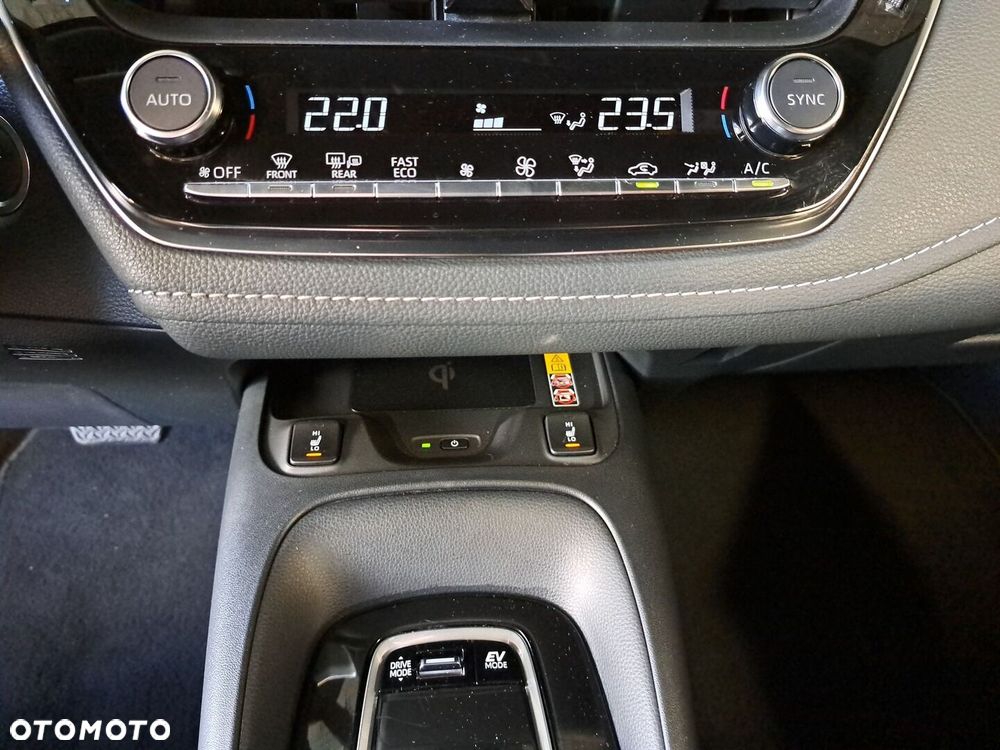 Toyota Corolla 1.8 Hybrid Comfort - 27