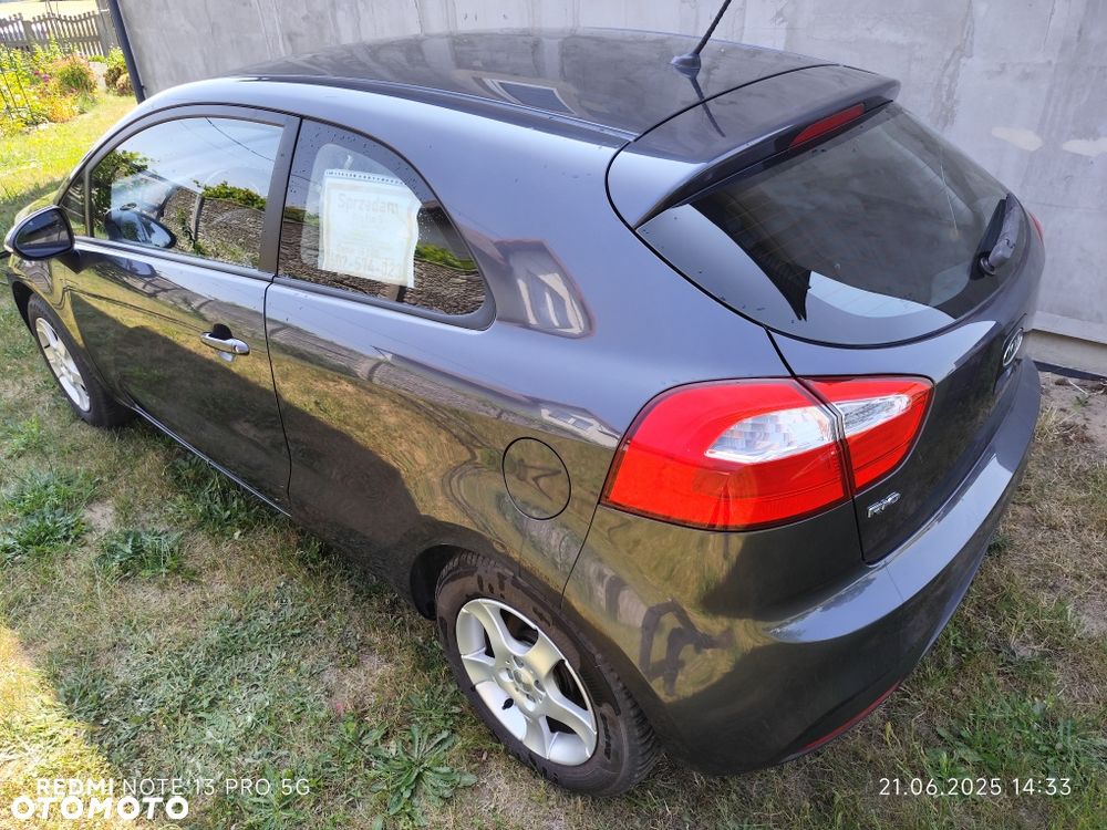 Kia Rio - 6