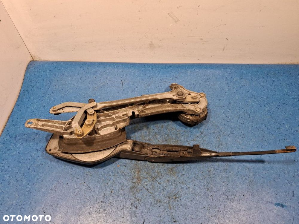 MERCEDES-BENZ 220 E MECHANIZM SILNICZEK WYCIERACZEK PRZÓD 3391098329 - 2
