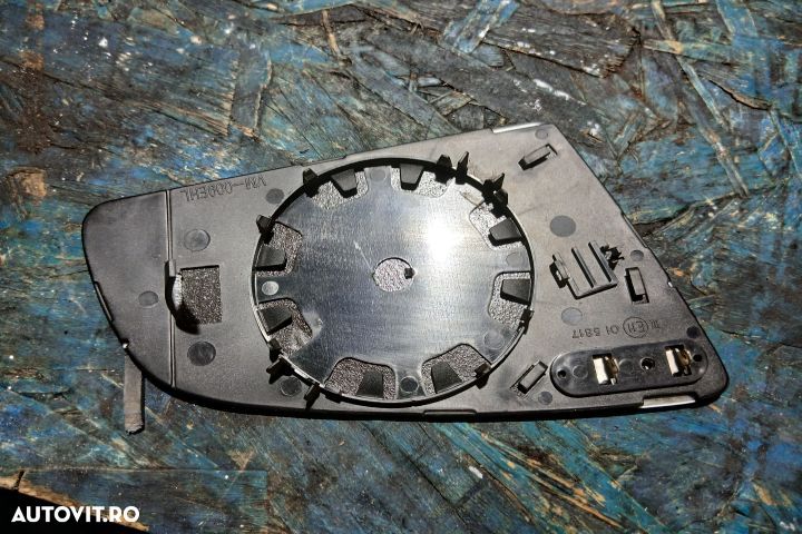 Sticla oglinda stanga E11015817 E11015817 Audi A4 B7 [2004 - 2008] Av - 2