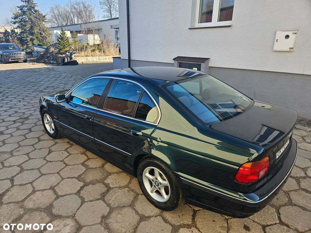 BMW Seria 5 - 10