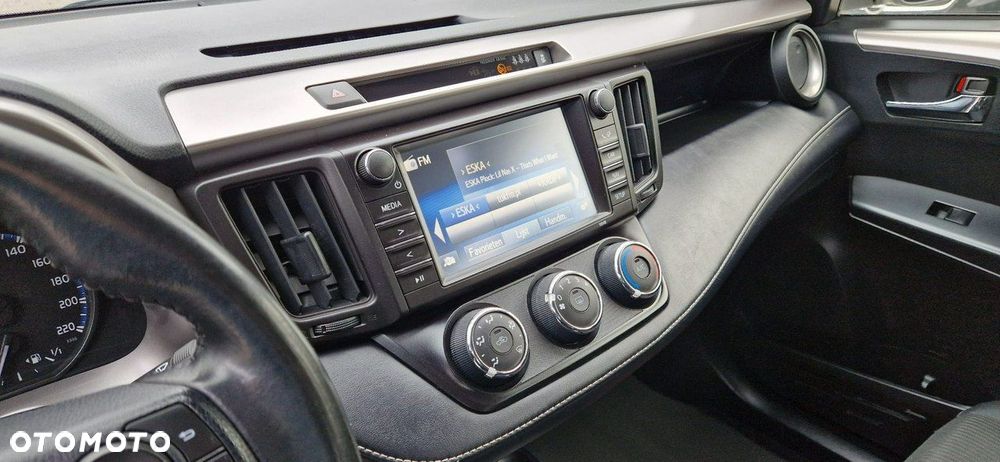 Toyota RAV4 - 30