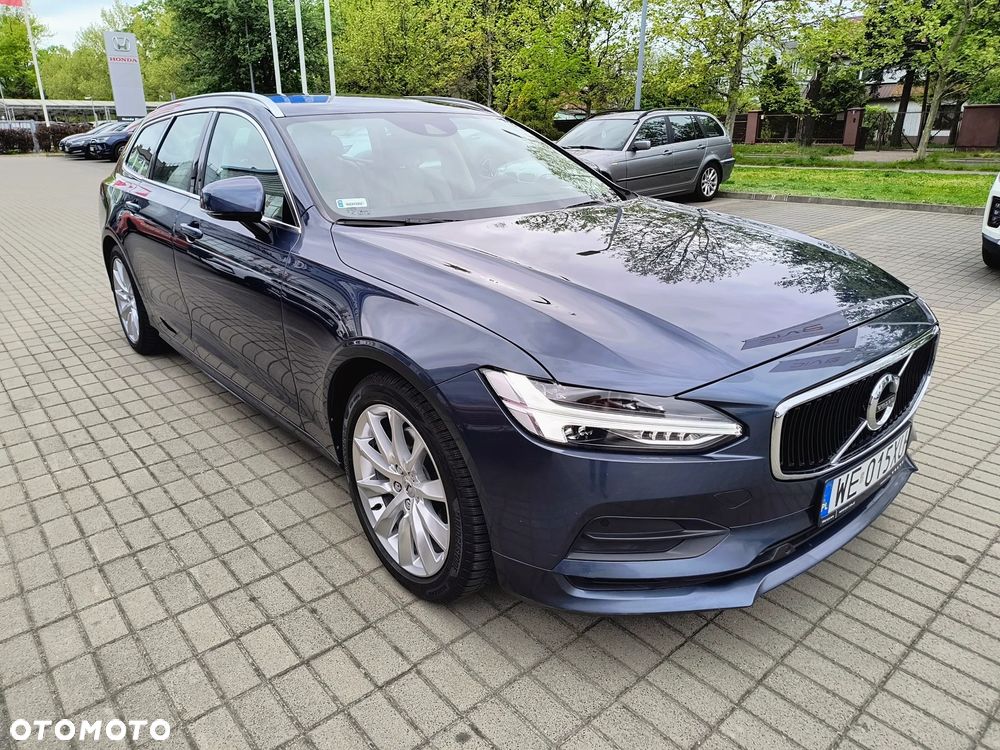 Volvo V90 D4 Momentum Pro - 8