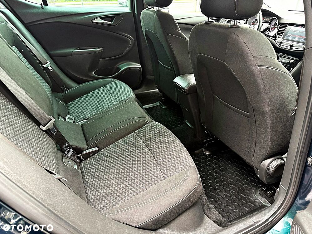 Opel Astra 1.6 D (CDTI) Start/Stop Innovation - 22