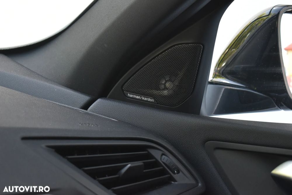 BMW M1 M135i xDrive AT - 13