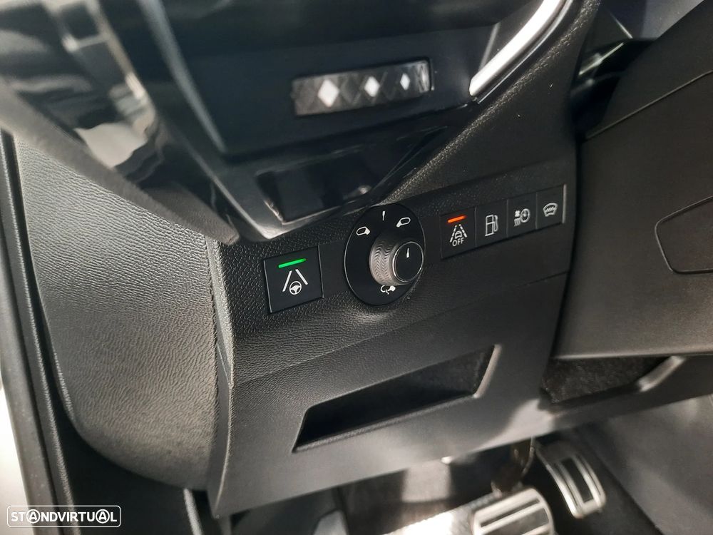 DS DS7 E-Tense Rivoli EAT8 - 23