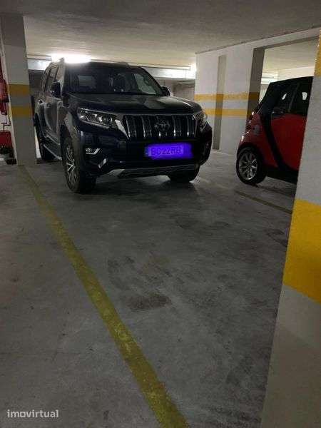 2 lugares de garagem - Grande imagem: 3/8